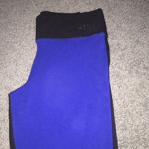 PINK yoga leggings size M